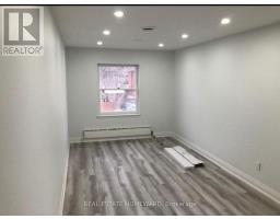 Side - 274 Rumsey Road, Toronto, ON M4G1R2 Photo 7