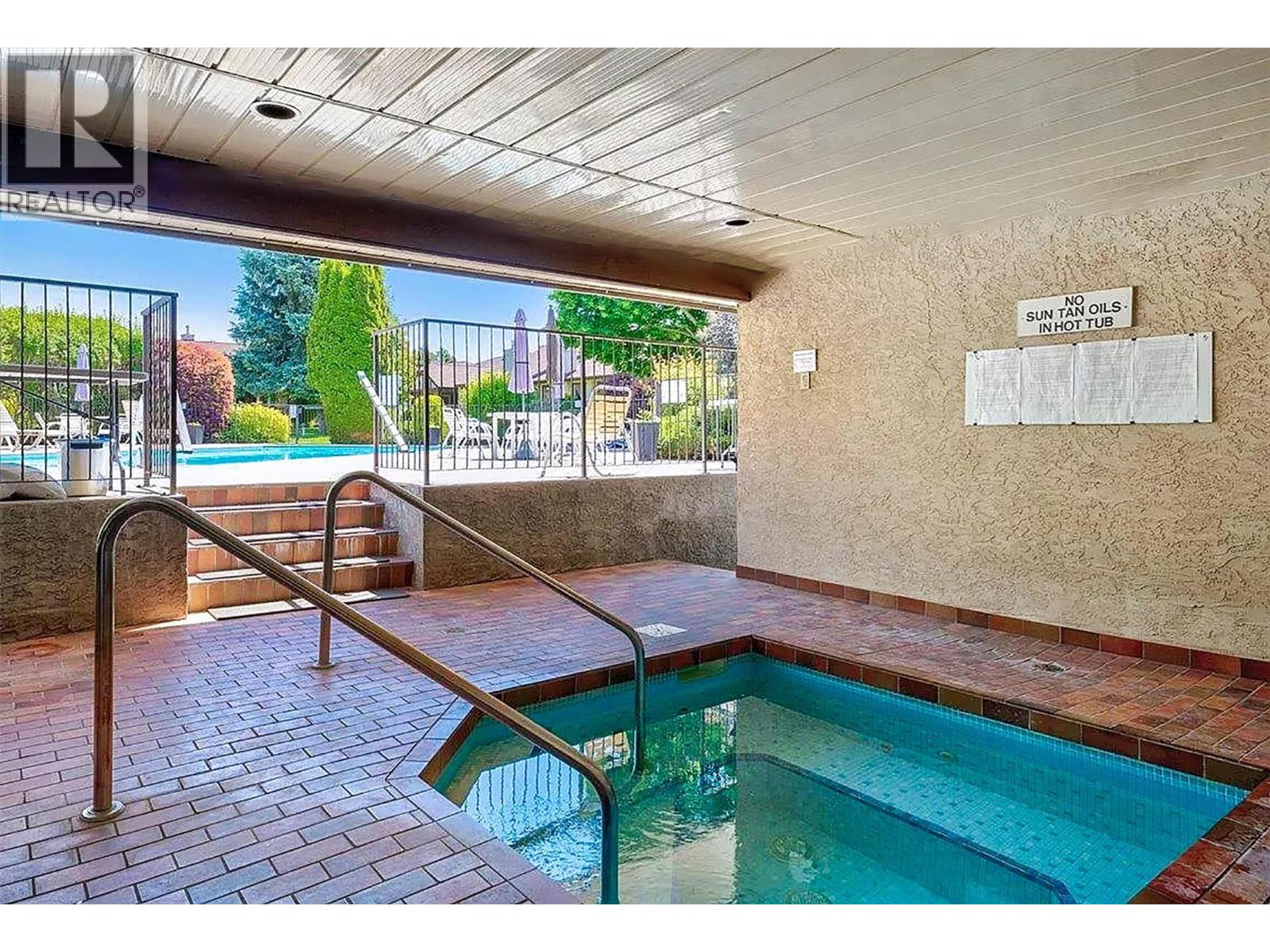 2200 GORDON Drive Unit# 83, Kelowna