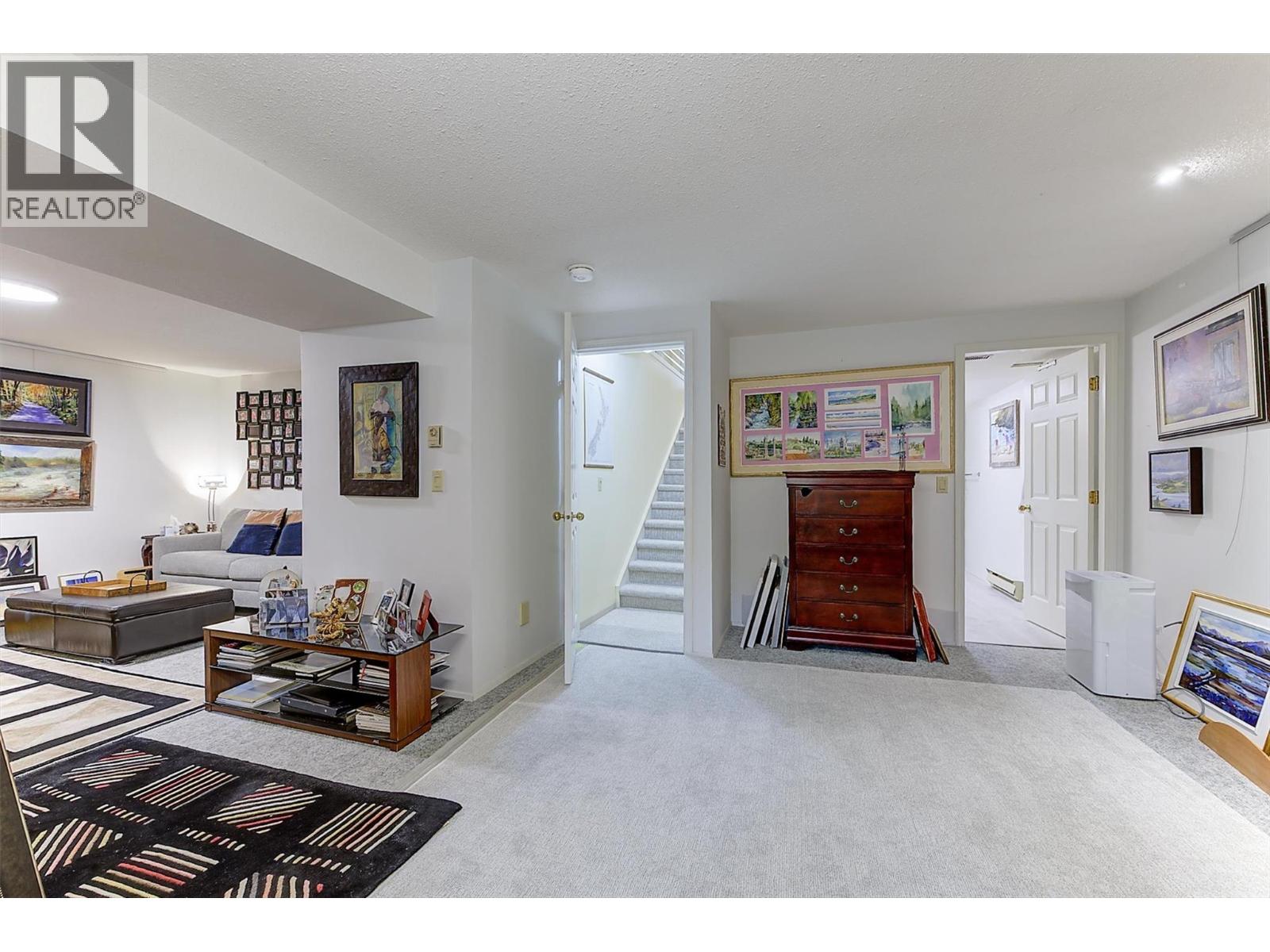 2200 GORDON Drive Unit# 83, Kelowna