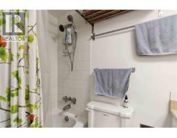 211 964 Heywood Ave, Victoria, BC V8V2Y5 Photo 18