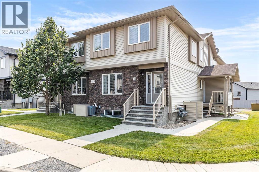 #1 4952 Southlands Drive SE - 2