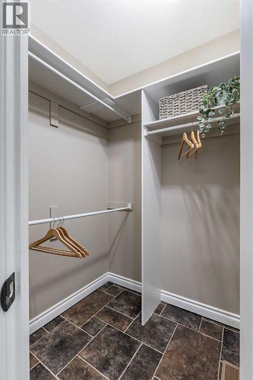 #1 4952 Southlands Drive SE - Image 31
