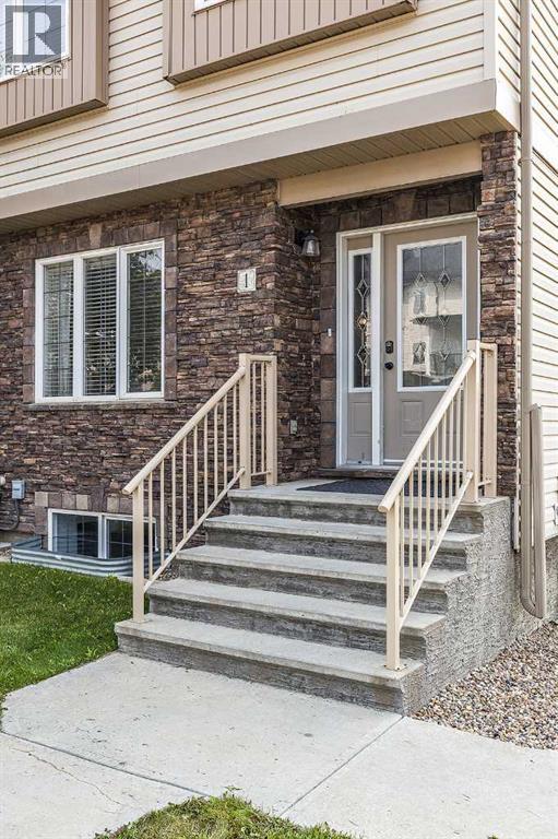 #1 4952 Southlands Drive SE - 4