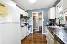 74 Bluewater Crescent, Winnipeg, MB R2J2P8 Photo 14