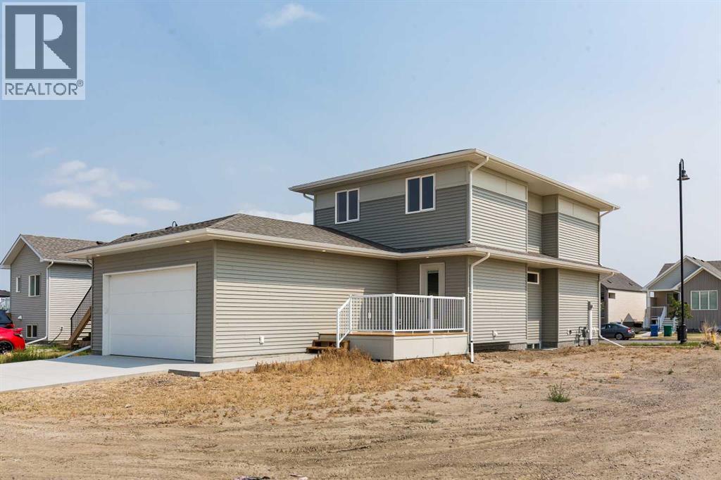 320 Aquitania Boulevard W - Image 42
