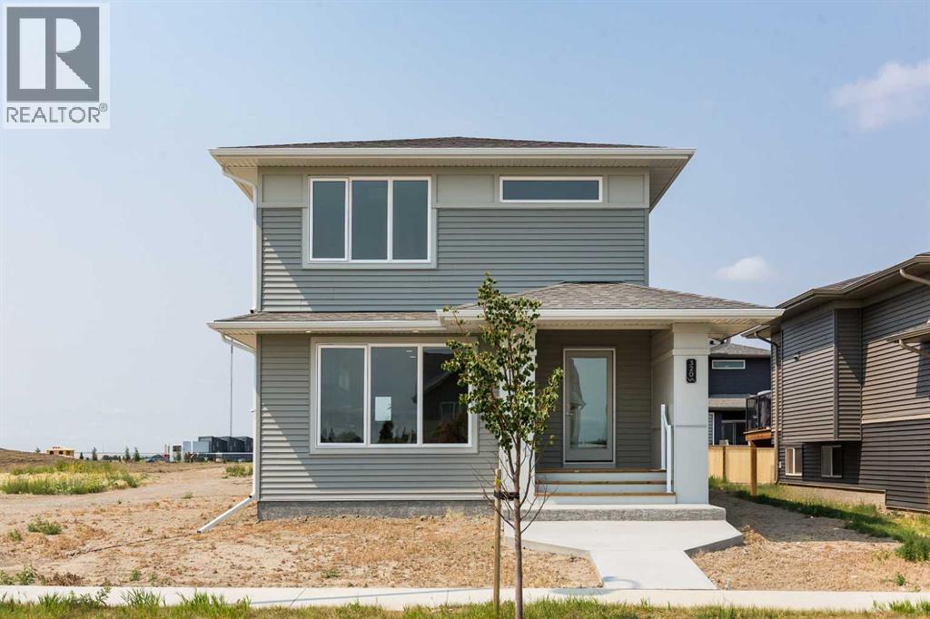 320 Aquitania Boulevard W - 1