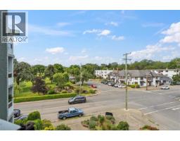 402 2605 Windsor Rd, Oak Bay, BC V8S5H9 Photo 15