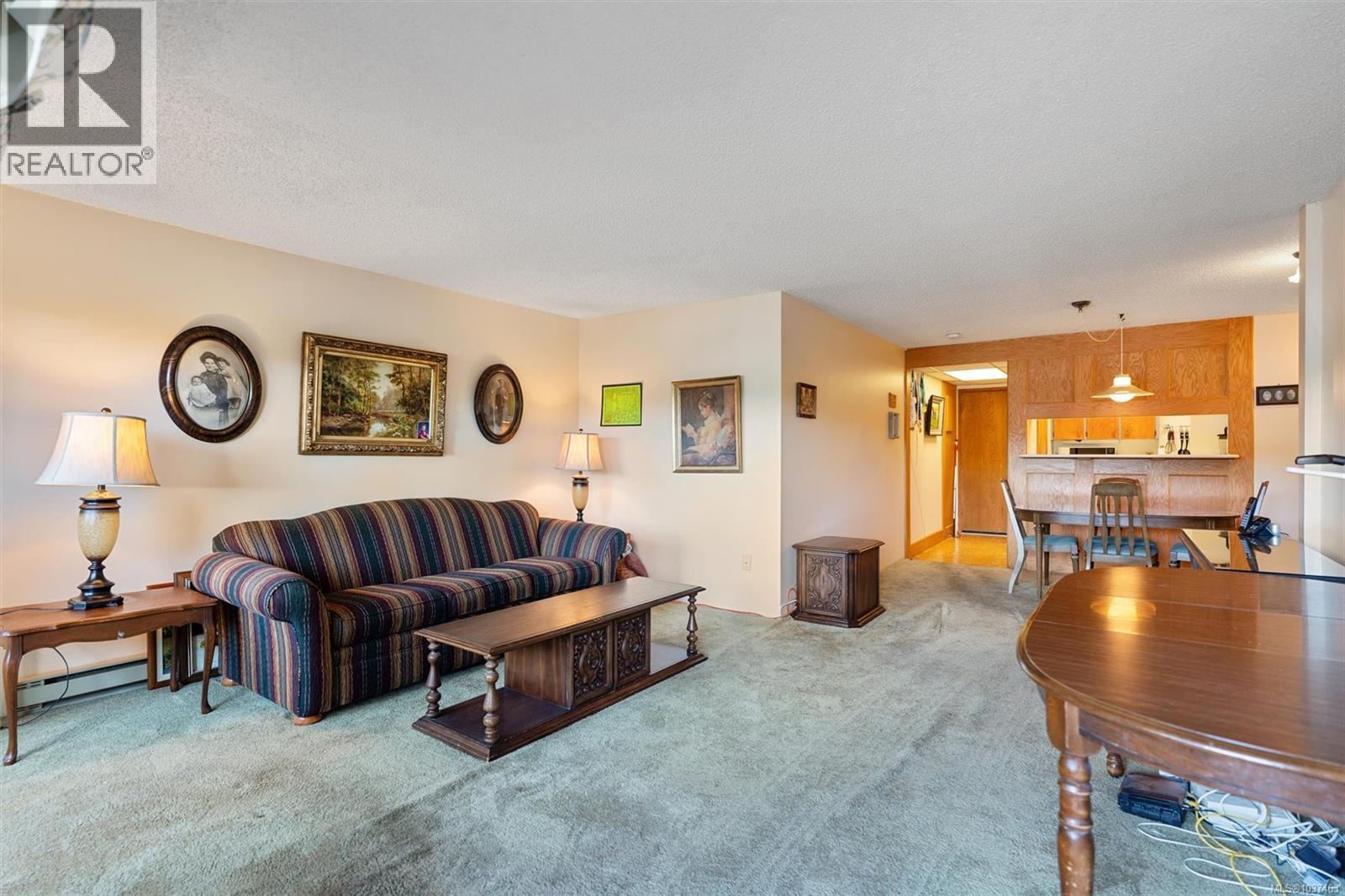 #402 2605 Windsor Rd - Image 4