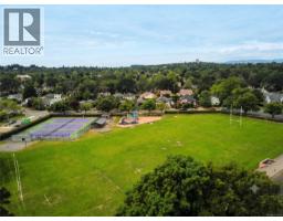 402 2605 Windsor Rd, Oak Bay, BC V8S5H9 Photo 33