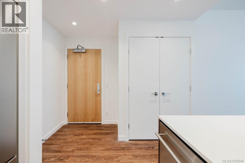 #409 369 TYEE Rd - Image 12