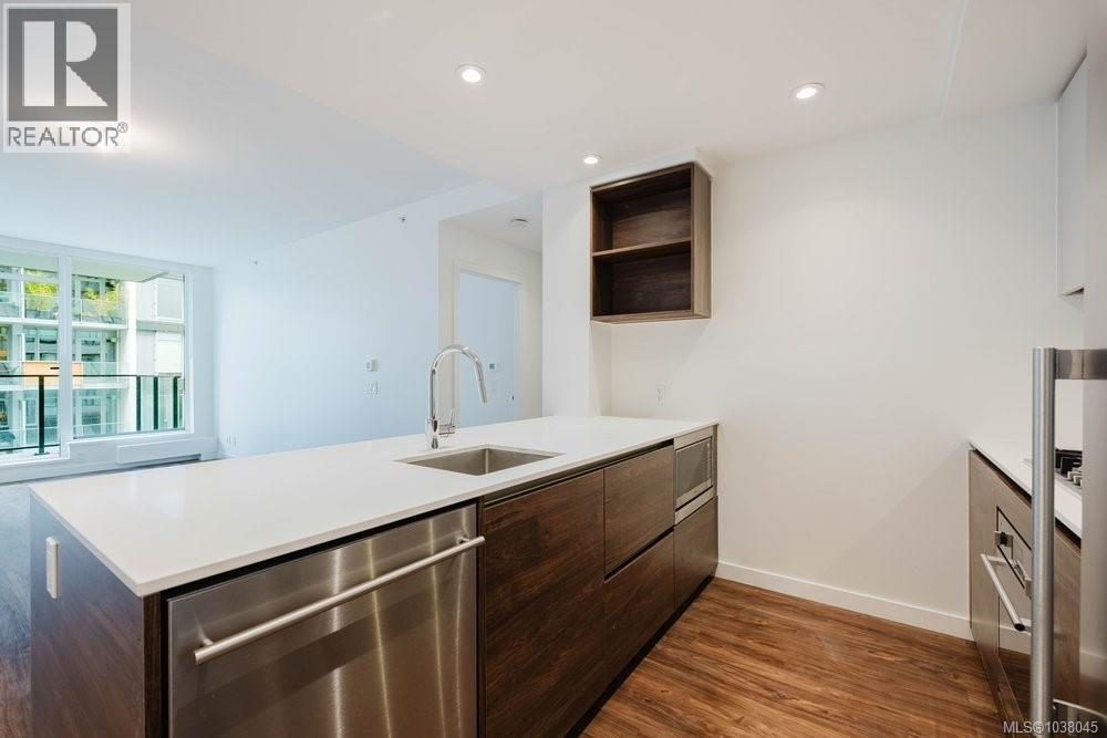 #409 369 TYEE Rd - 10