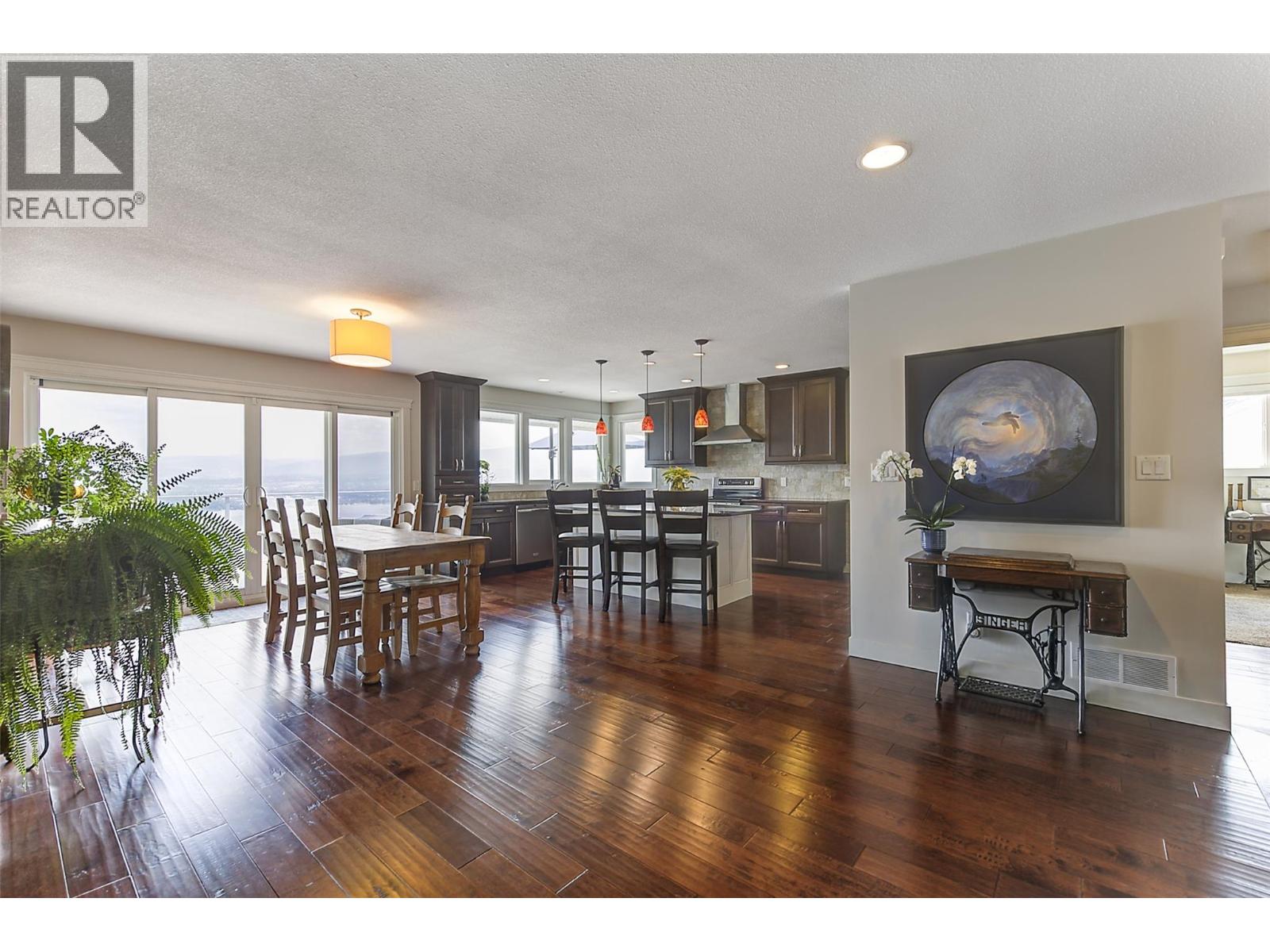  2231 Bridgeview Road, West Kelowna