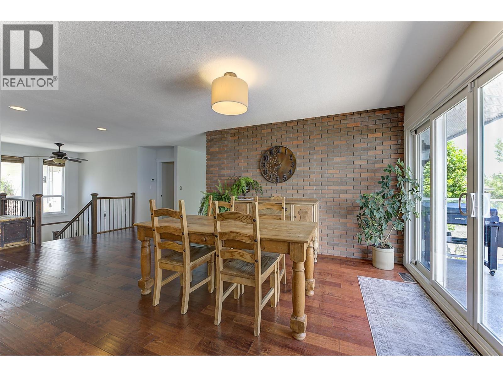 2231 Bridgeview Road - 33