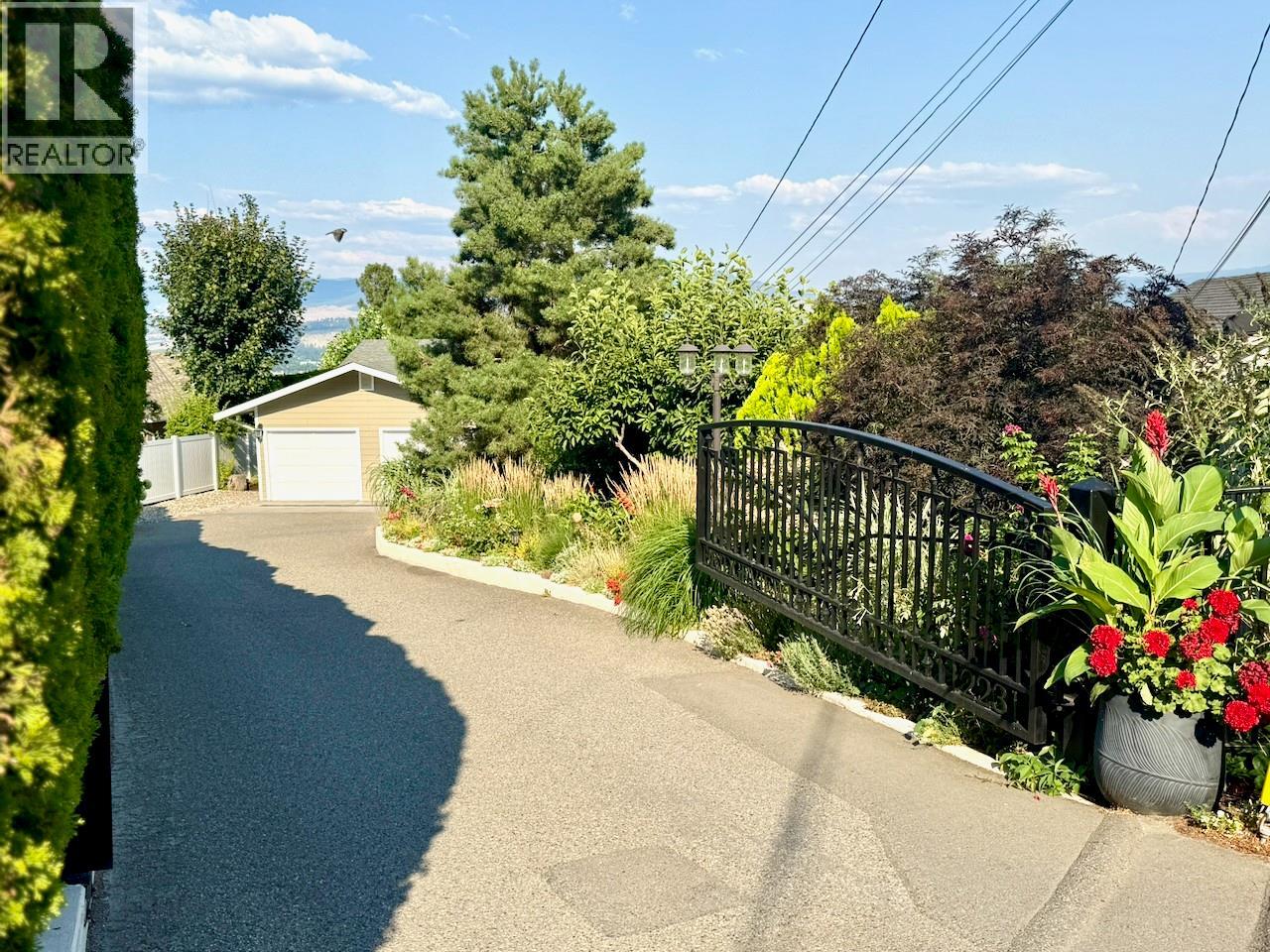 2231 Bridgeview Road - 13
