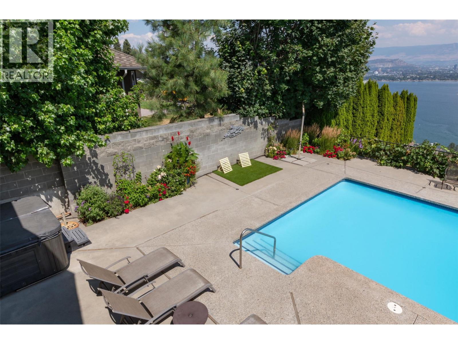  2231 Bridgeview Road, West Kelowna