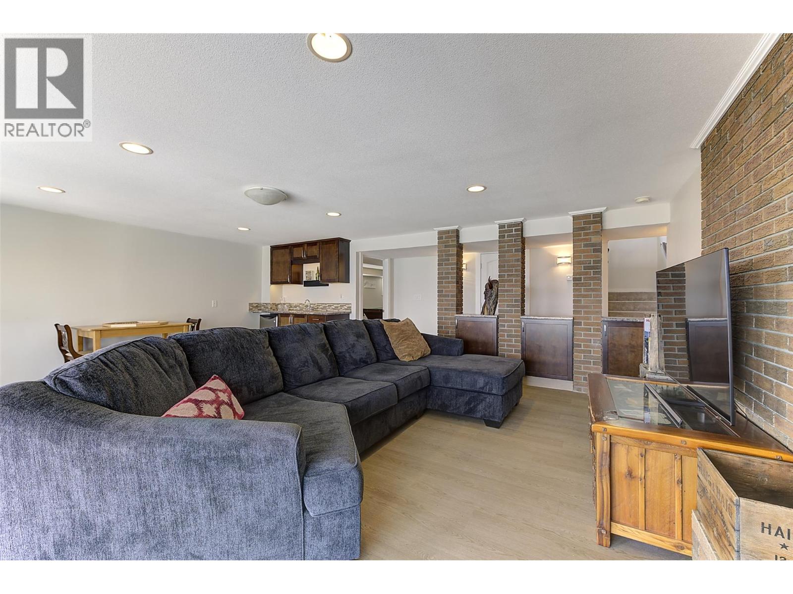  2231 Bridgeview Road, West Kelowna