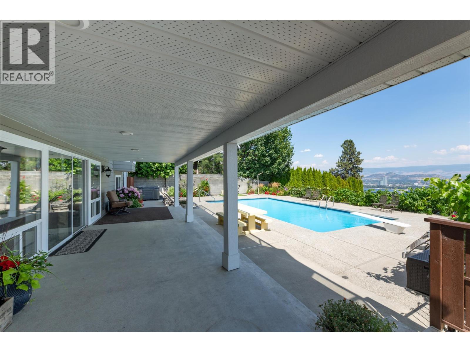  2231 Bridgeview Road, West Kelowna