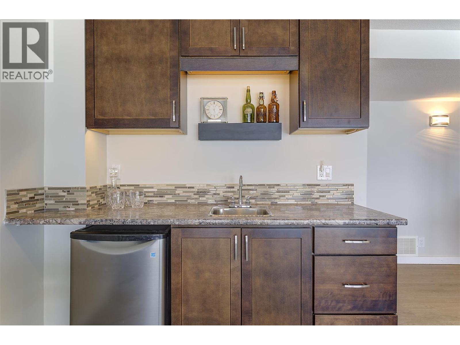  2231 Bridgeview Road, West Kelowna