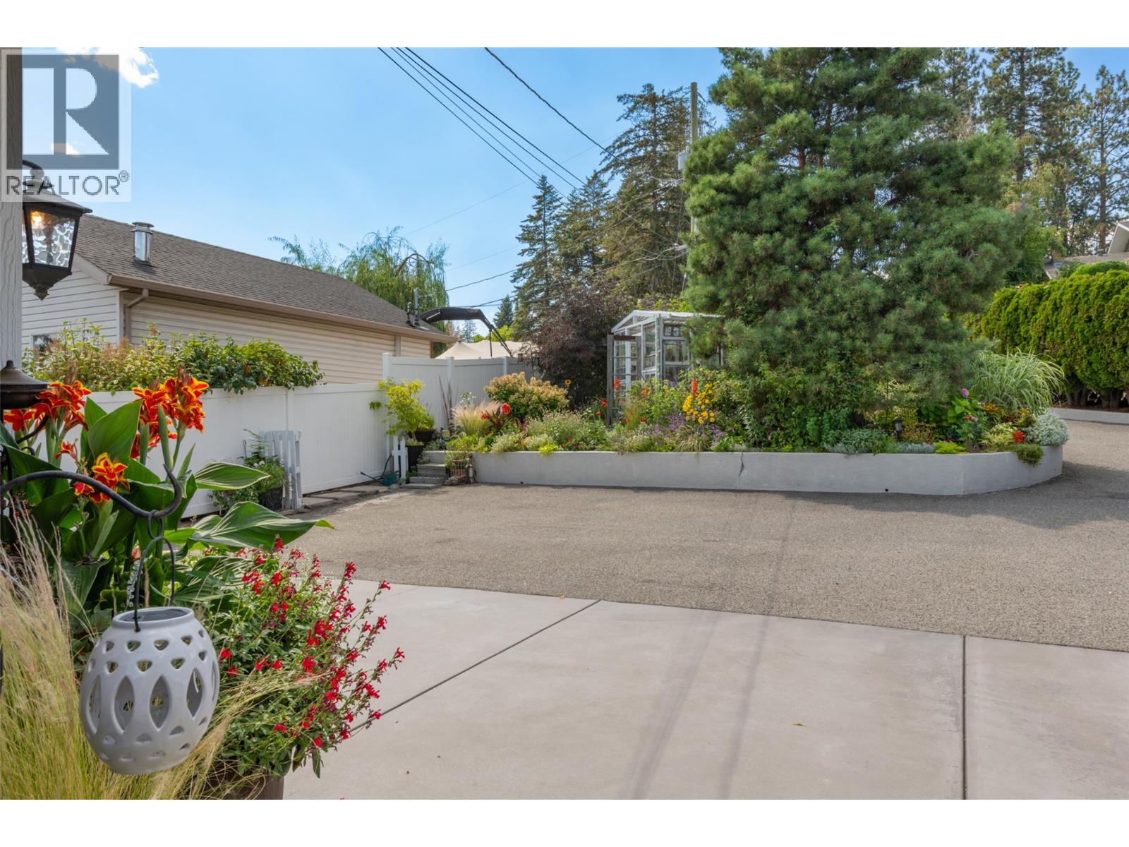  2231 Bridgeview Road, West Kelowna