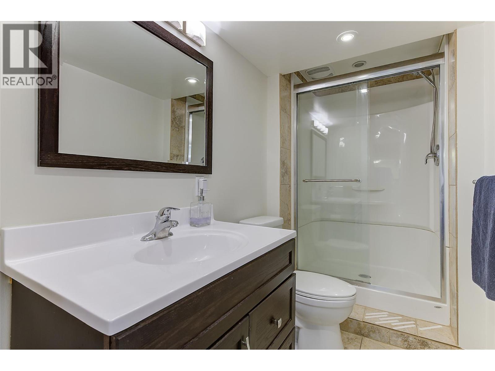 2231 Bridgeview Road - 70