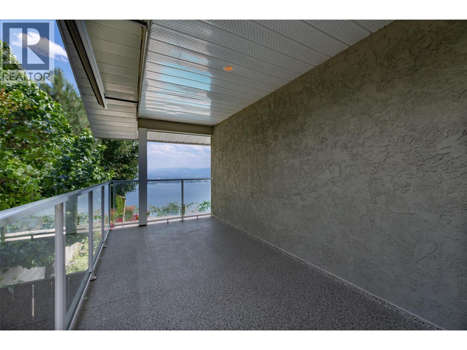  2231 Bridgeview Road, West Kelowna