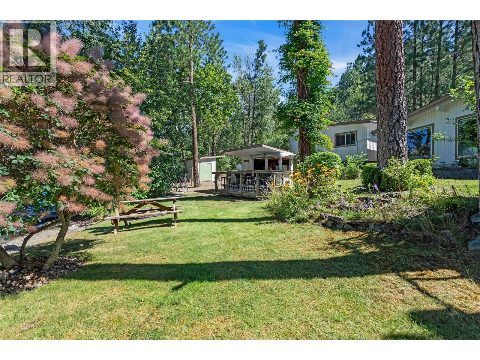 12110 Trewhitt Road W, Lake Country