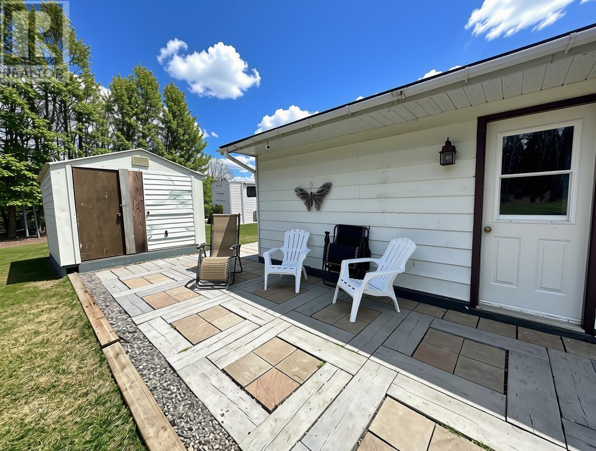 16 Terrace Heights Drive - Image 47