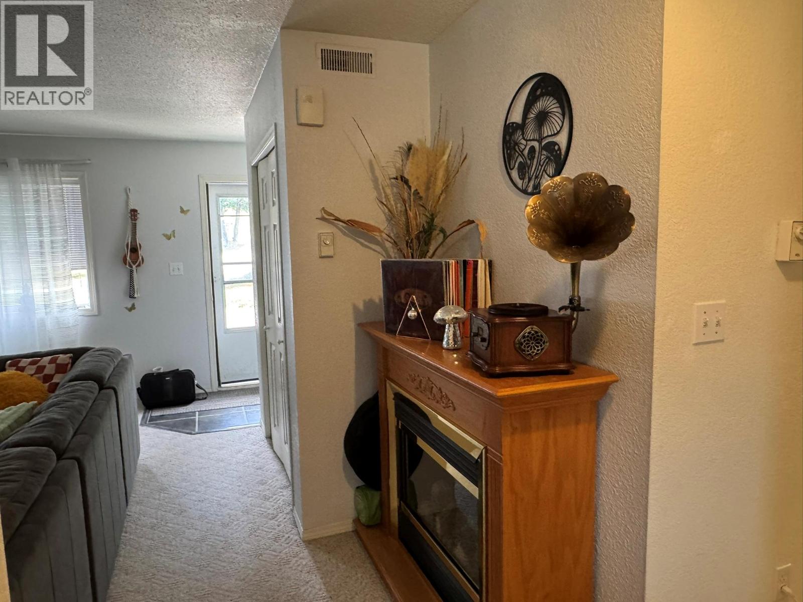 #6 7369 Prospector Avenue - Image 32
