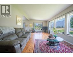 6055 Darcy Road, Grand Forks, BC V0H1H4 Photo 27