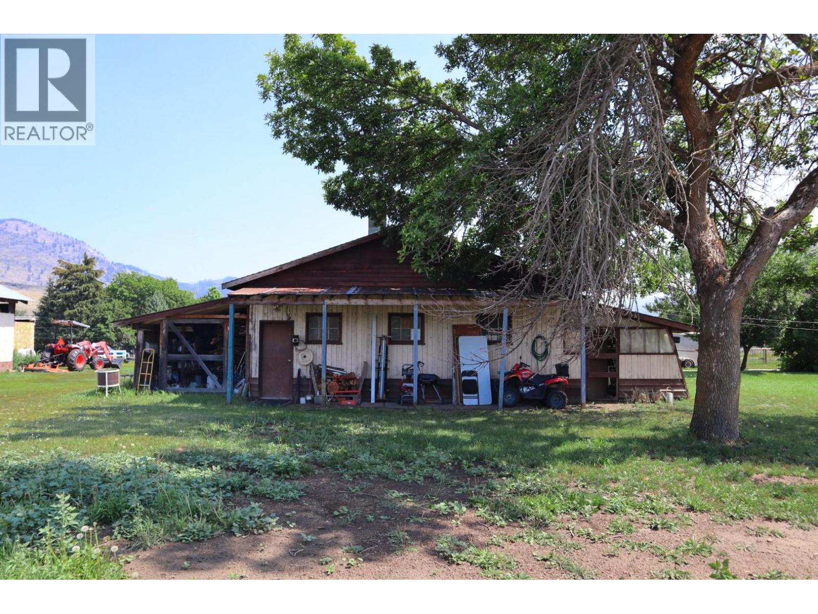 6055 Darcy Road, Grand Forks