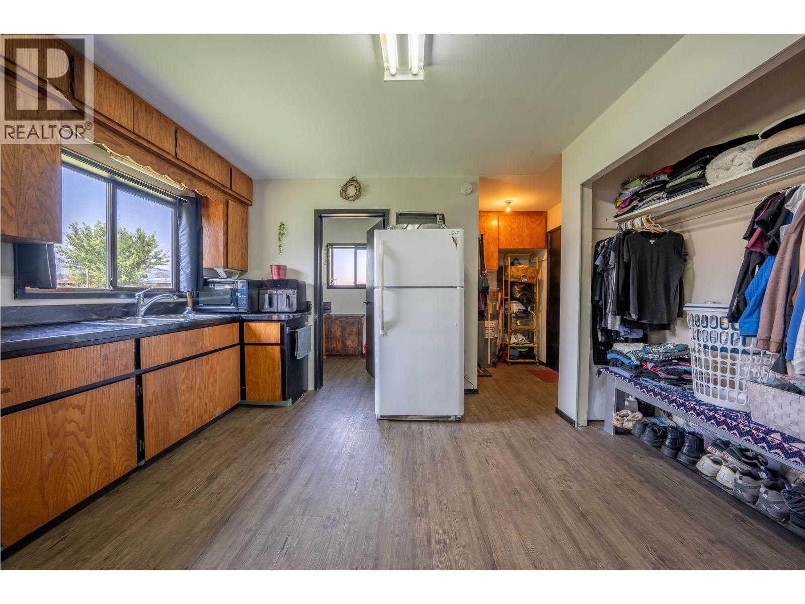 6055 Darcy Road, Grand Forks