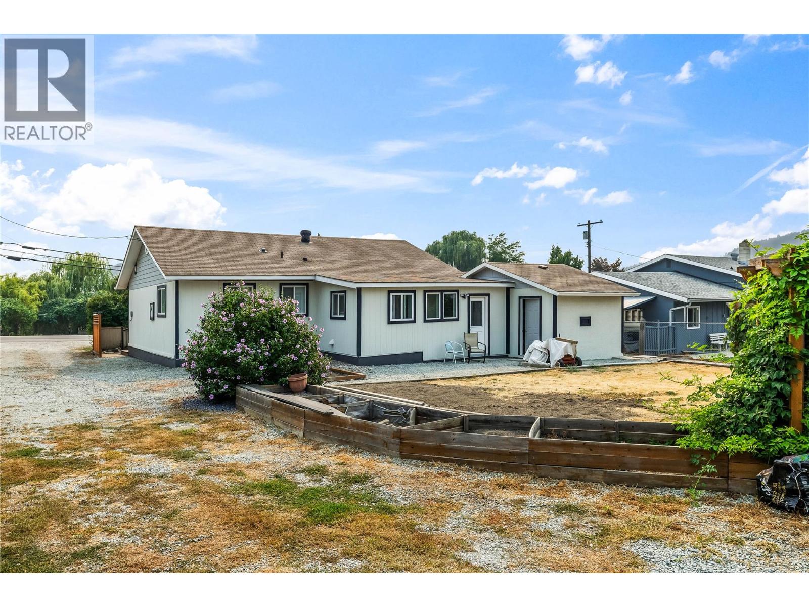 292 Valley Road N, Kelowna