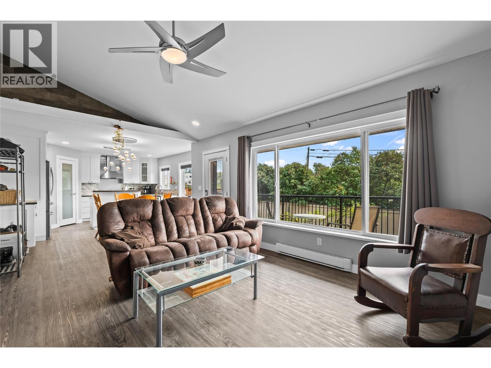 292 Valley Road N, Kelowna