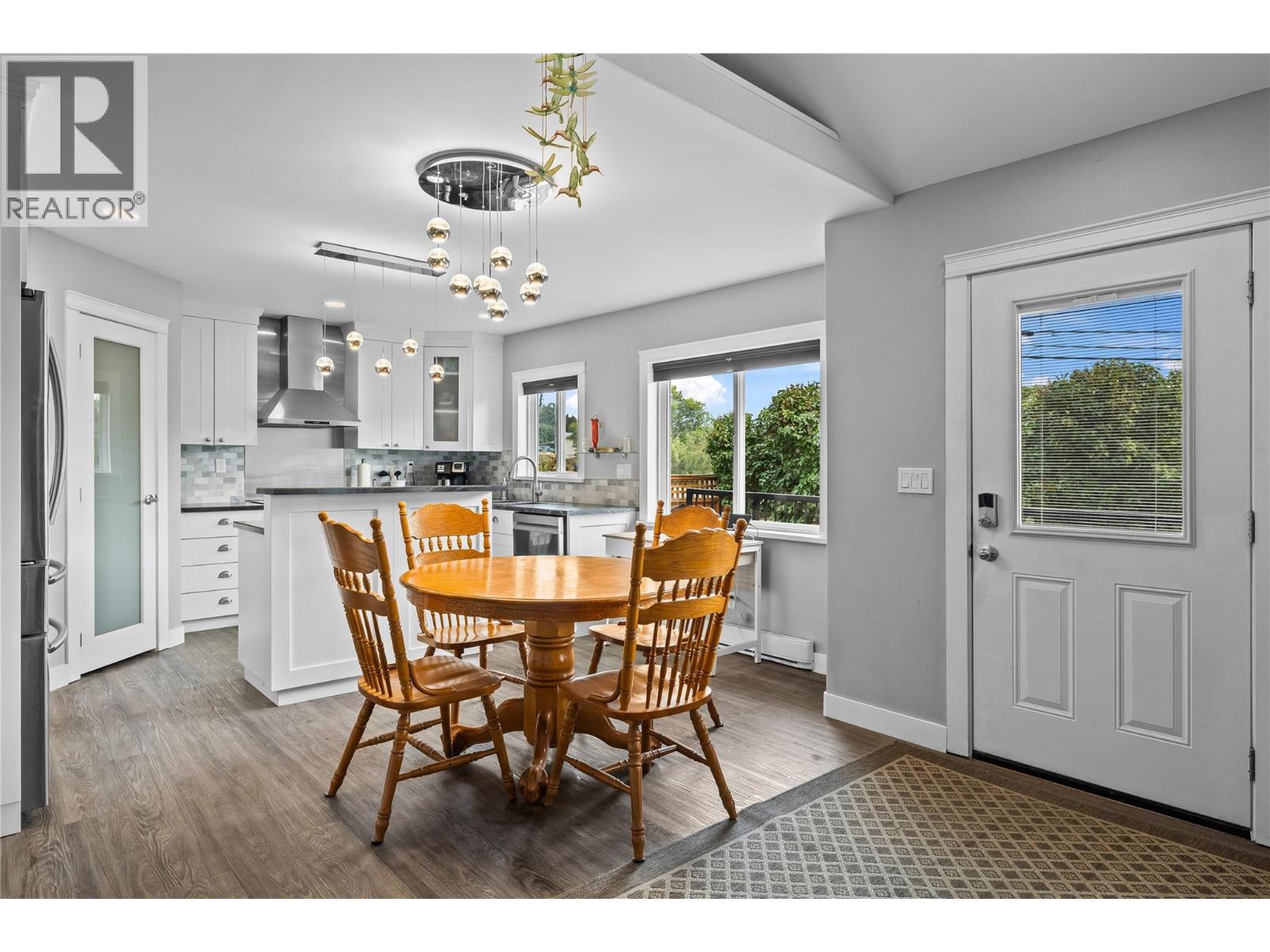 292 Valley Road N, Kelowna