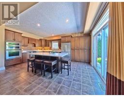 913 Valebrook Court, Kitchener, ON N2A0E5 Photo 10