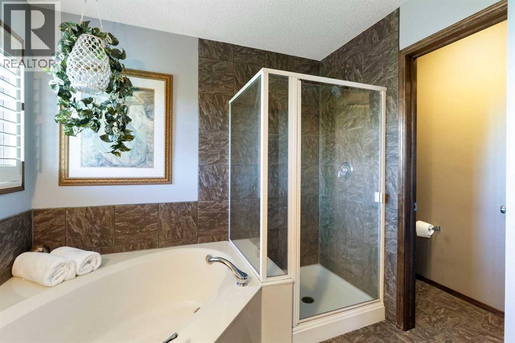 382 Tuscany Ravine Road NW - Image 23