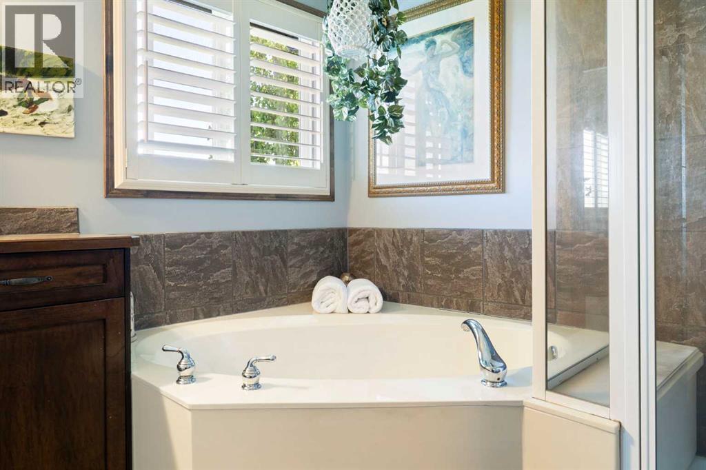 382 Tuscany Ravine Road NW - Image 24