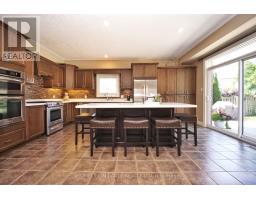 913 Valebrook Court, Kitchener, ON N2A0E5 Photo 23