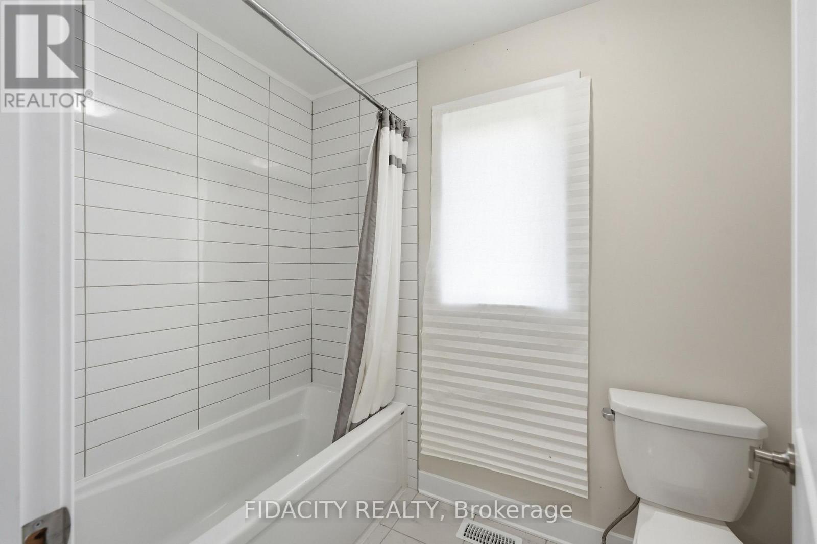 252 ANTLER COURT - Image 34