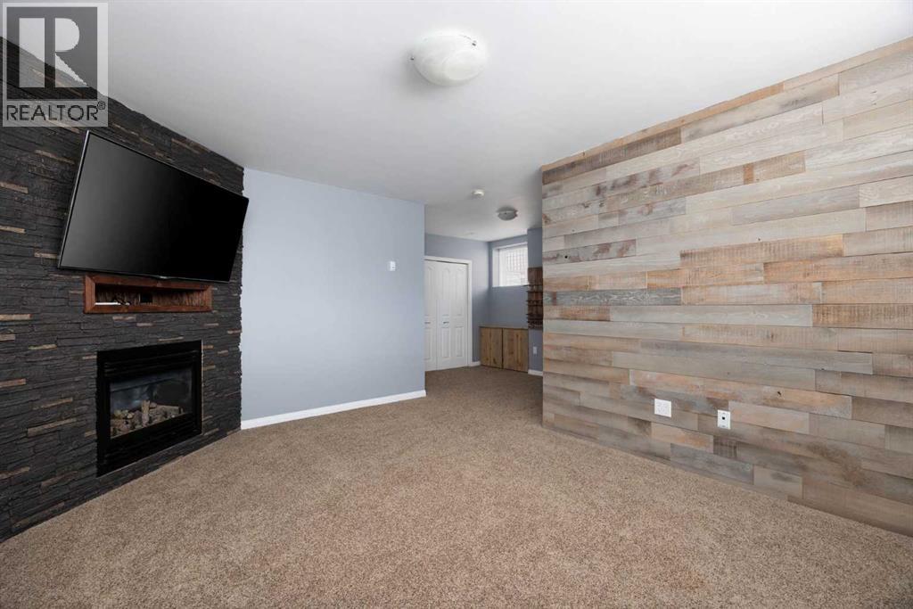 150 Pacific Crescent - Photo 24