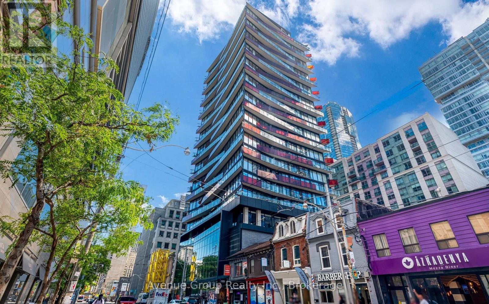 Photo of 215 Queen Street