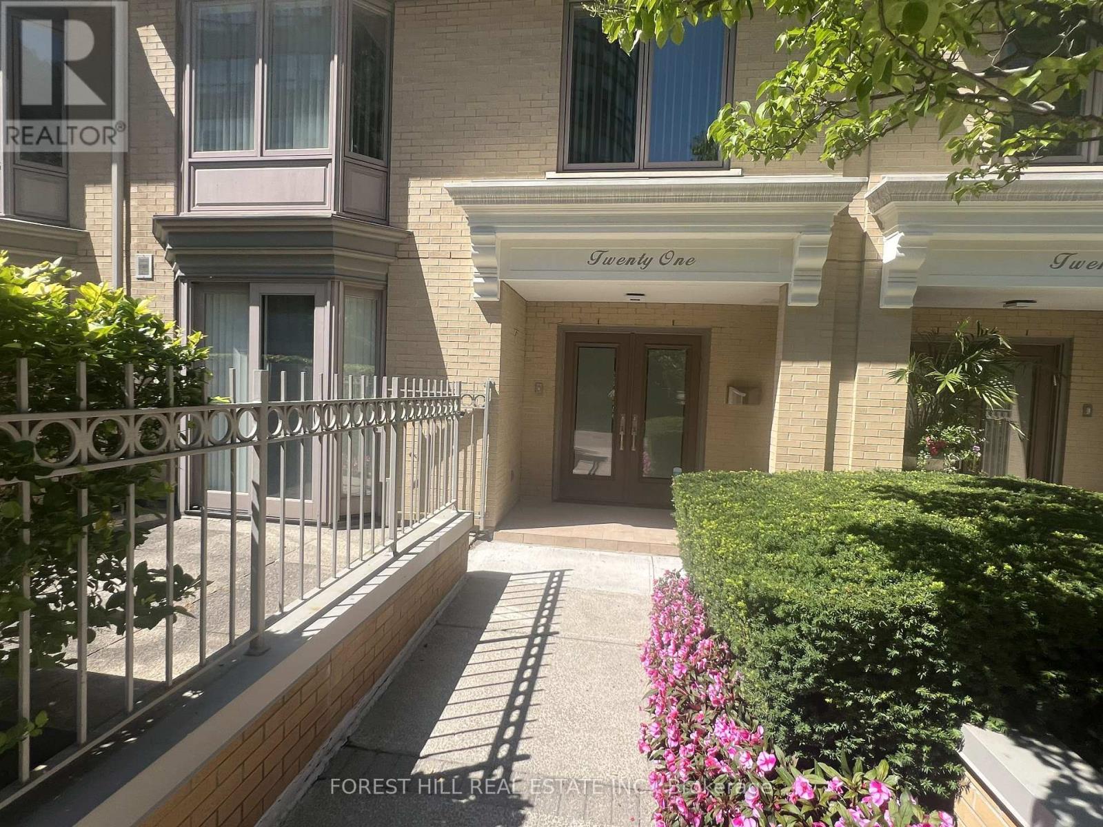 Photo of 21 LOWER VILLAGE GATE