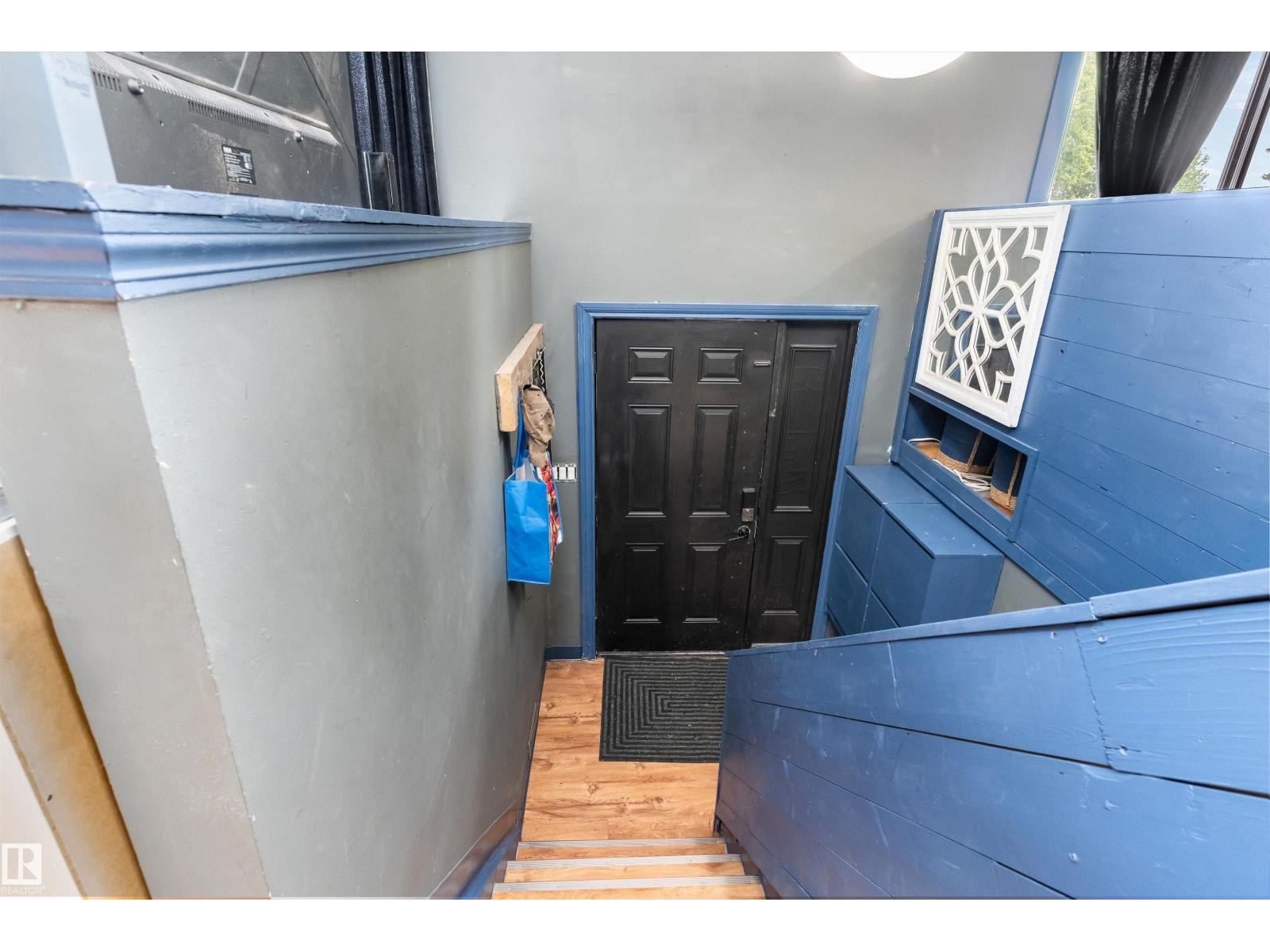 14 2 AV S, Hay Lakes — photo 3