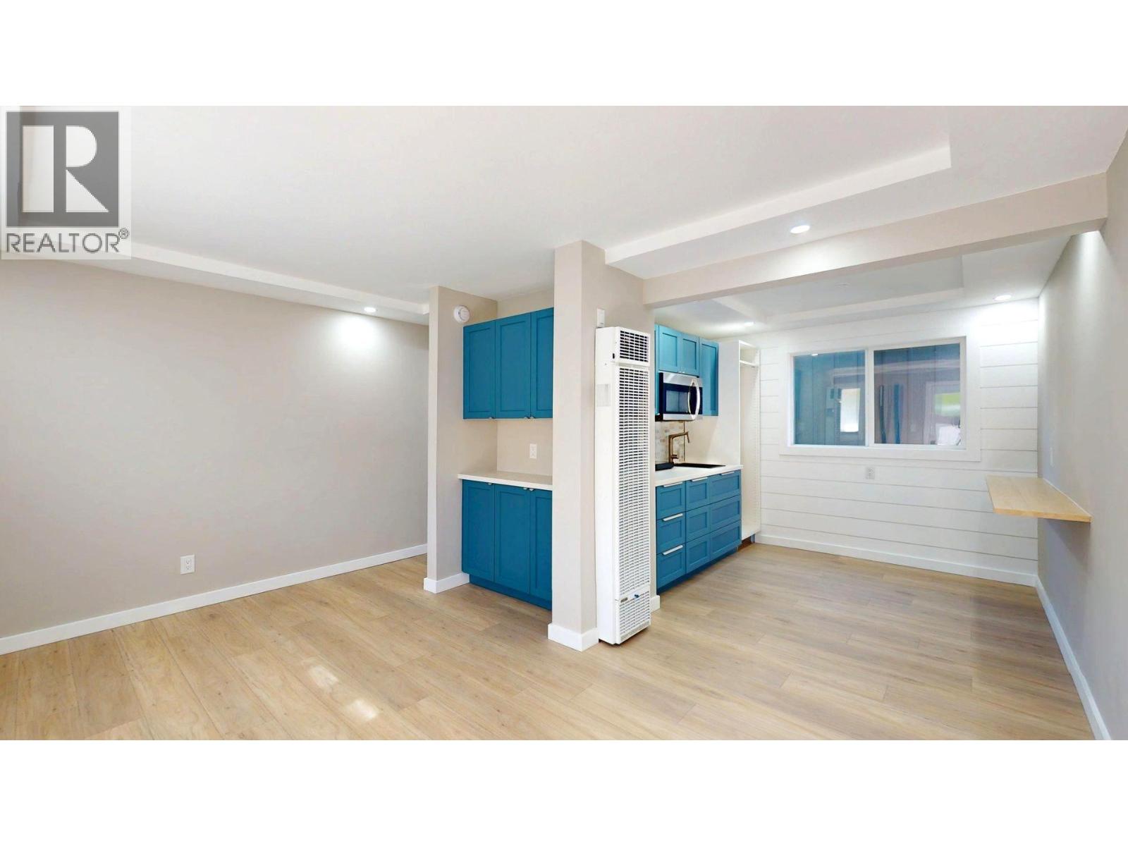 #D37 100 RED CEDAR Drive - 2