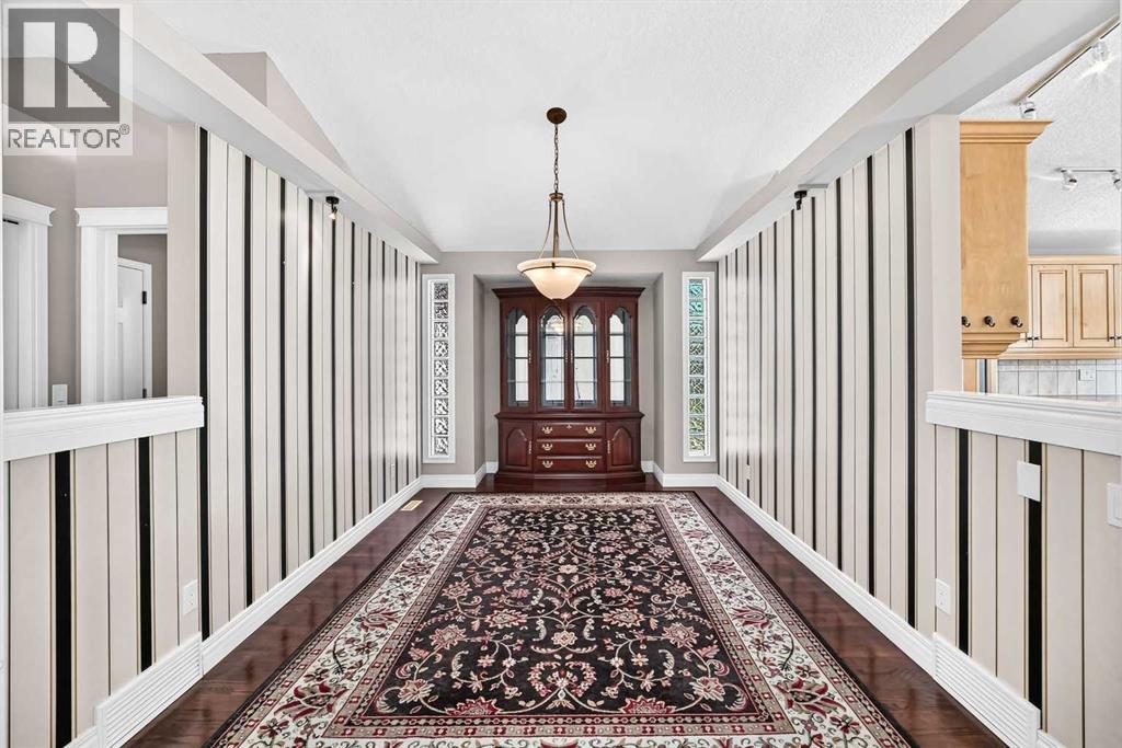 311 Royal Crest Bay NW - 28