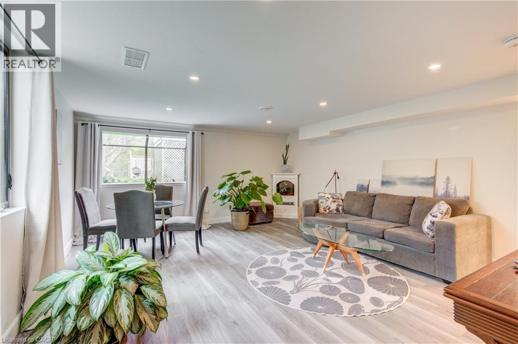 112 MITCHELL Street - Image 27