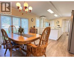 Full ensuite bathroom - 6240 Vine Road, Grand Forks, BC V0H1H4 Photo 13