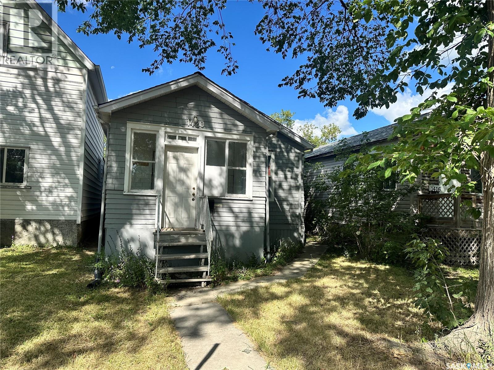 1420 Wascana STREET