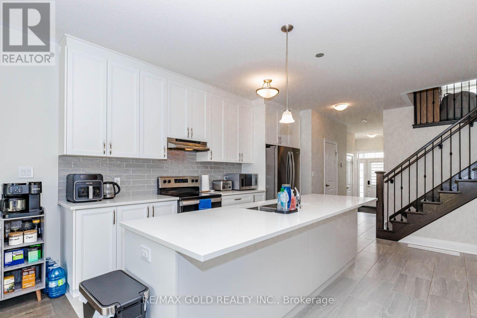 617 BENNINGER DRIVE - 11