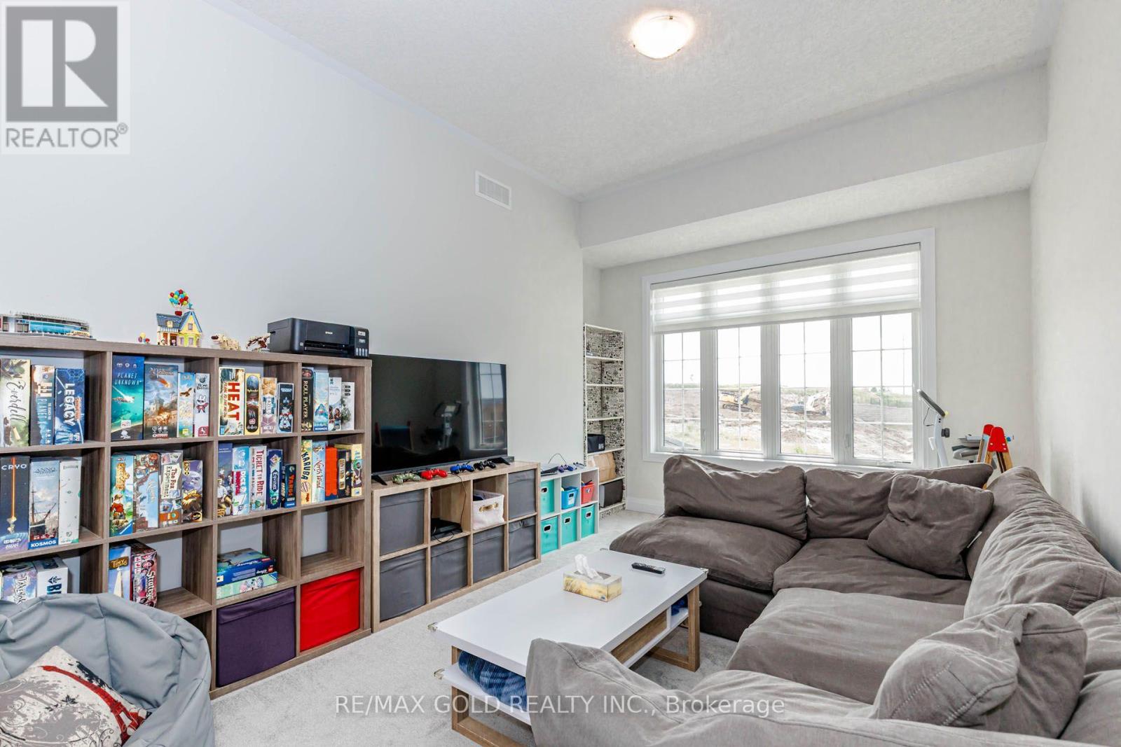 617 BENNINGER DRIVE - 24